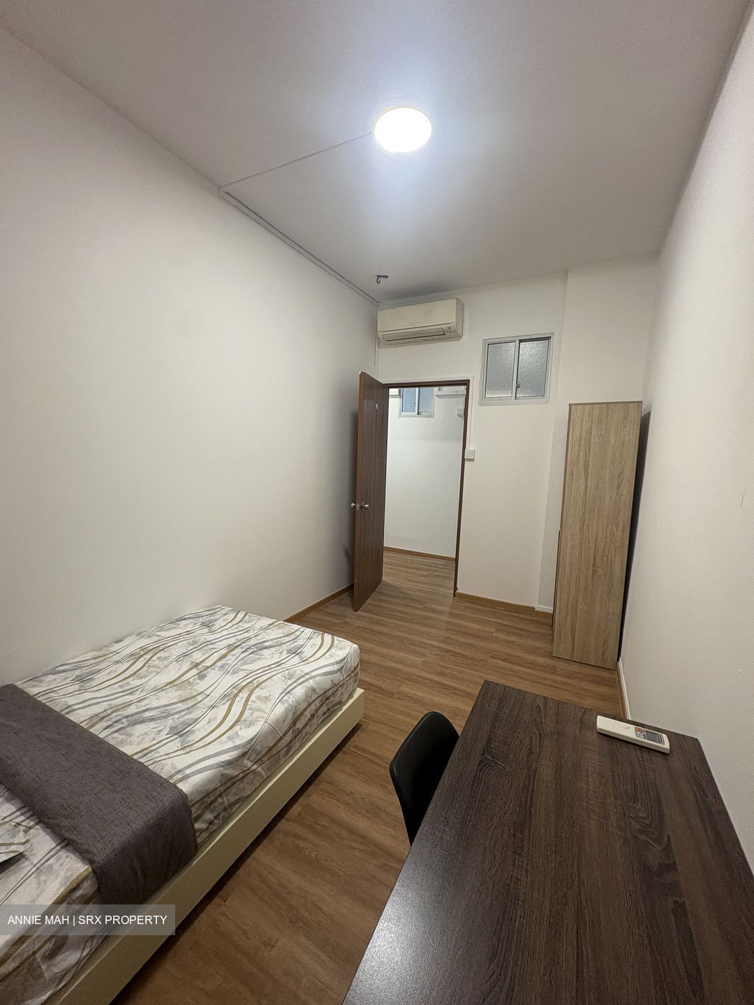 Changi Road (D14), Shop House #548043331